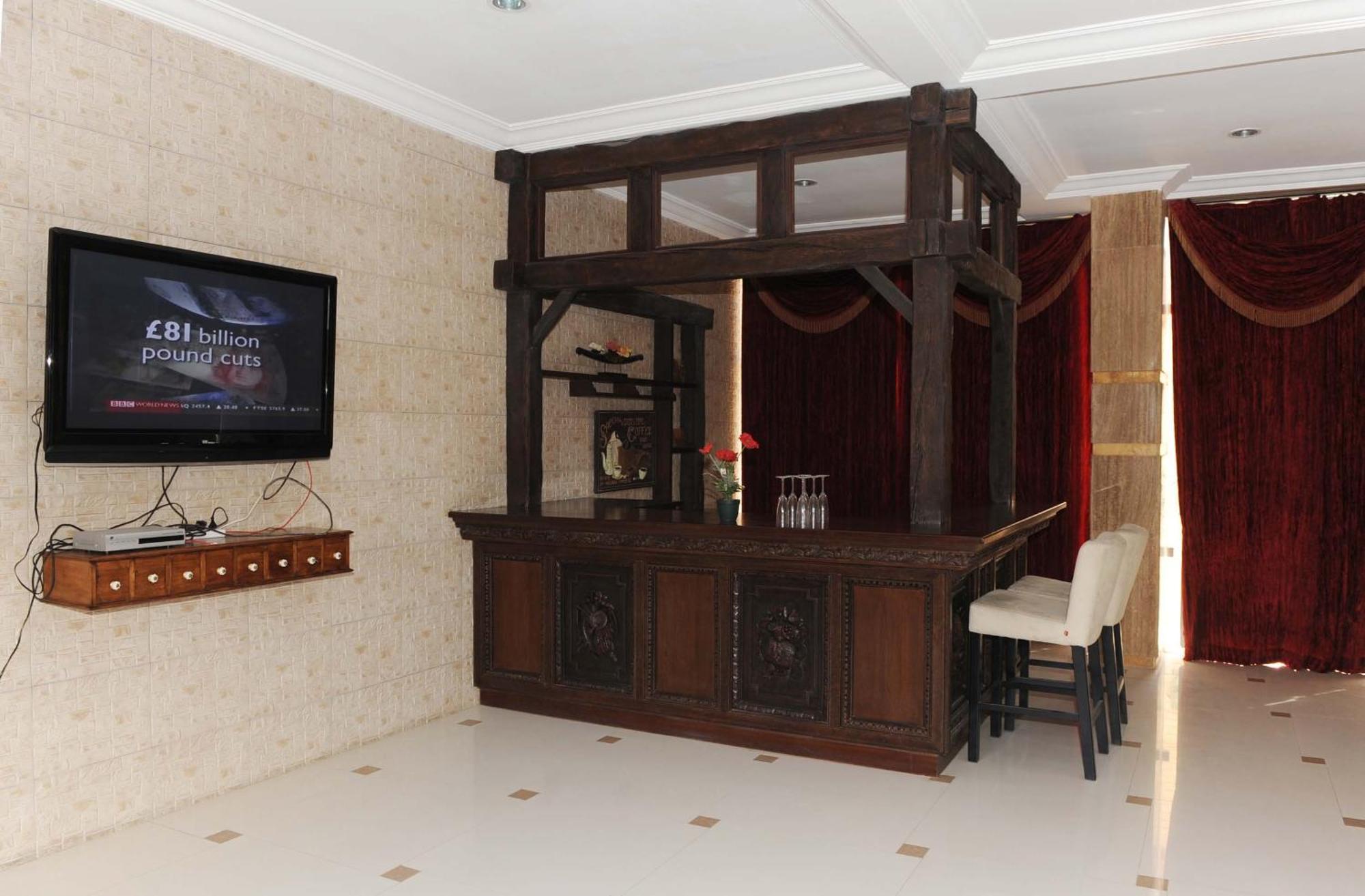 Gulf Continental Suite Koweït Extérieur photo