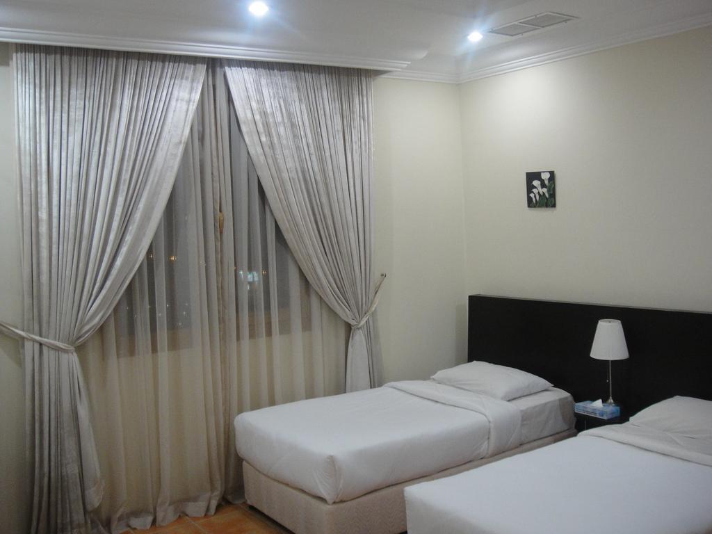 Gulf Continental Suite Koweït Extérieur photo
